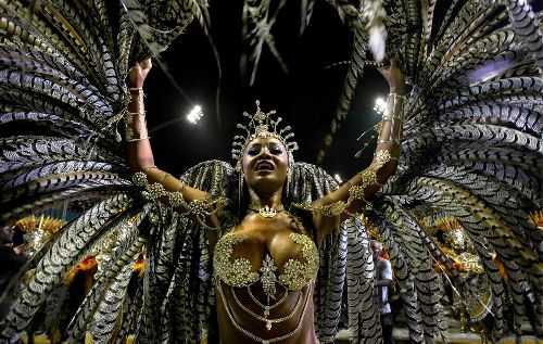 c01 18061883 Carnival 2009